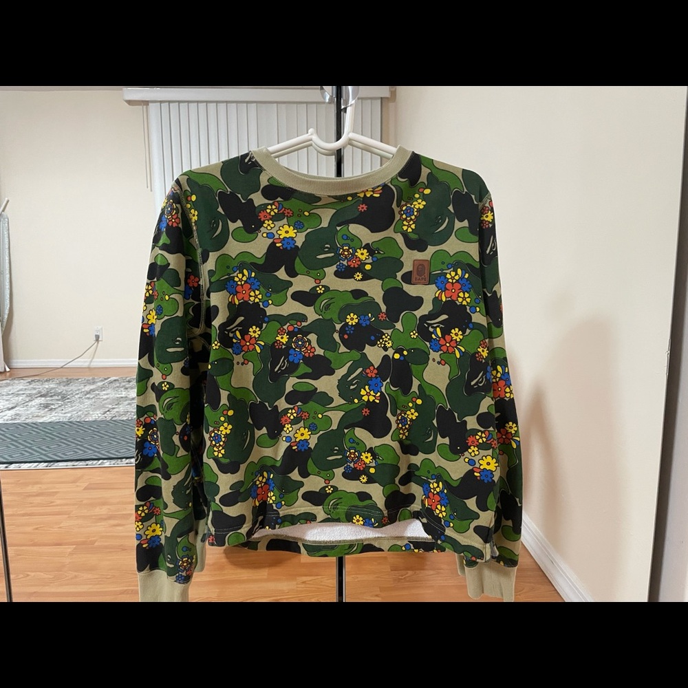 Bape women’s sweat shirt  size S